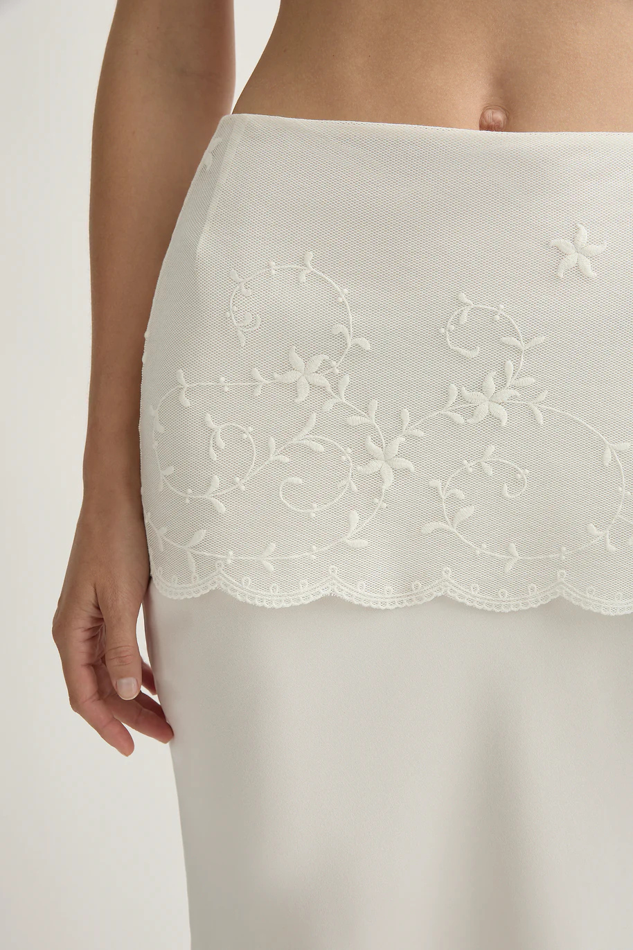 COVE SKIRT - Image 2