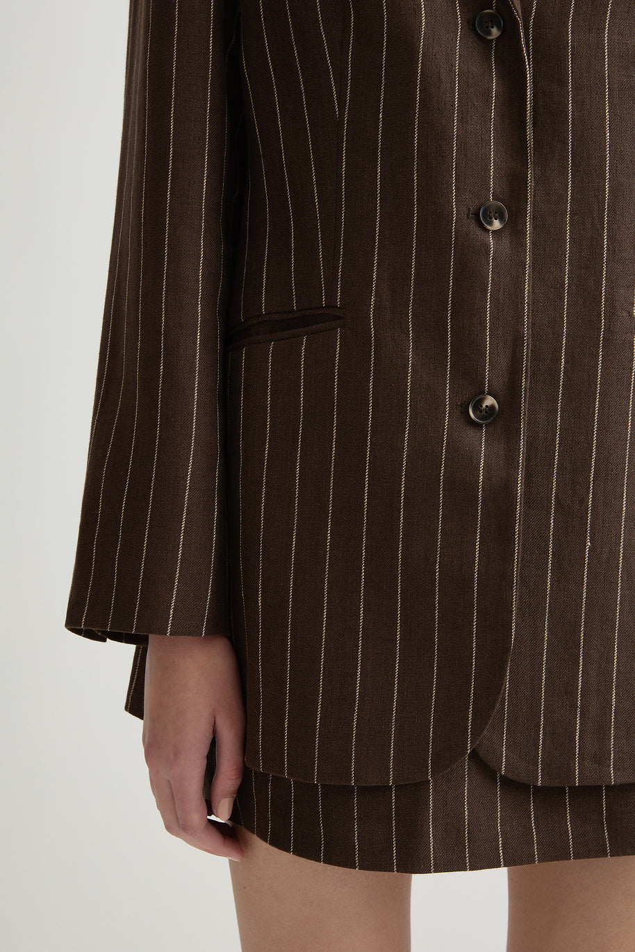 LEON BLAZER - Image 3