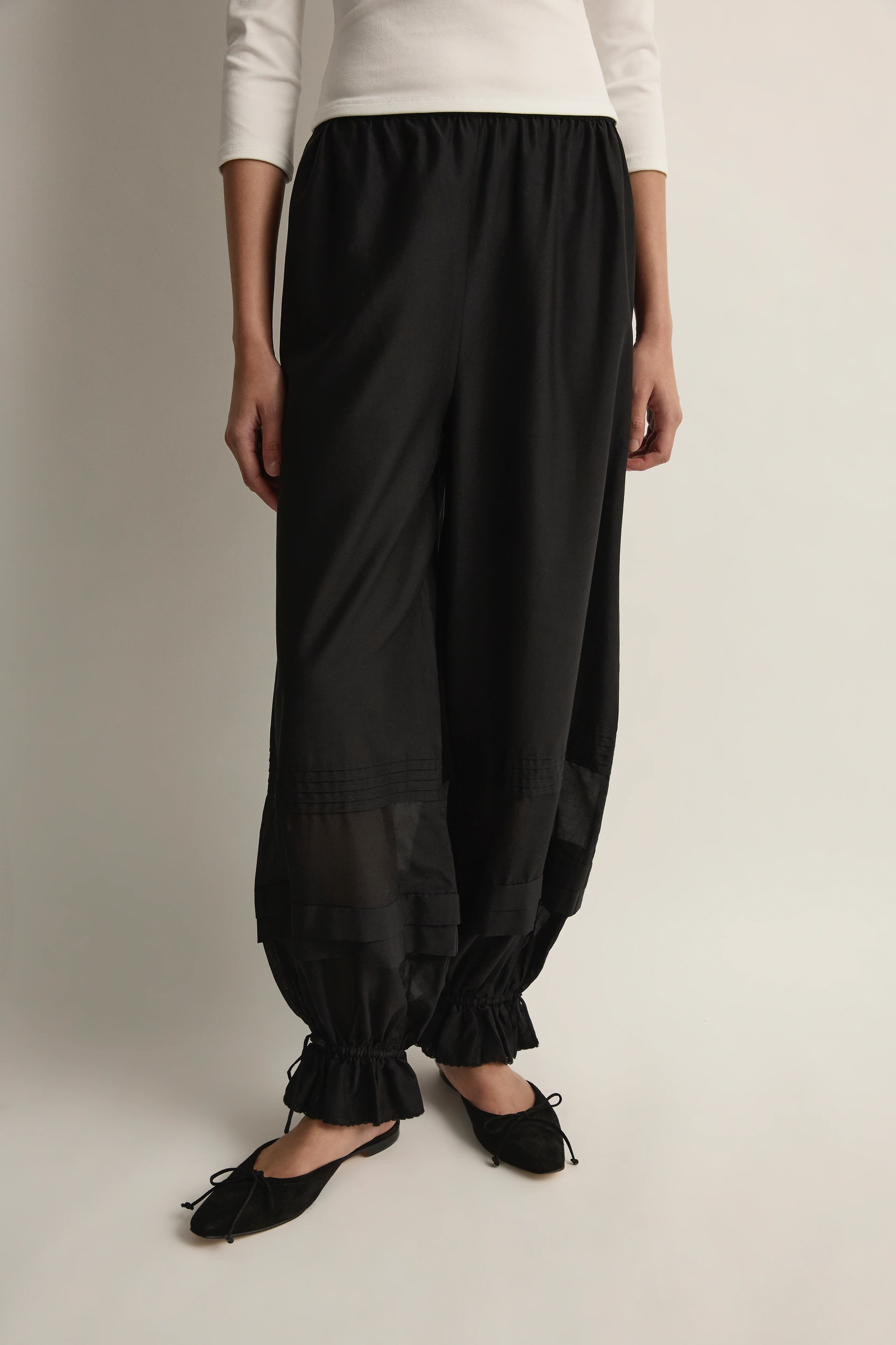 PEARL PANTS - Image 3